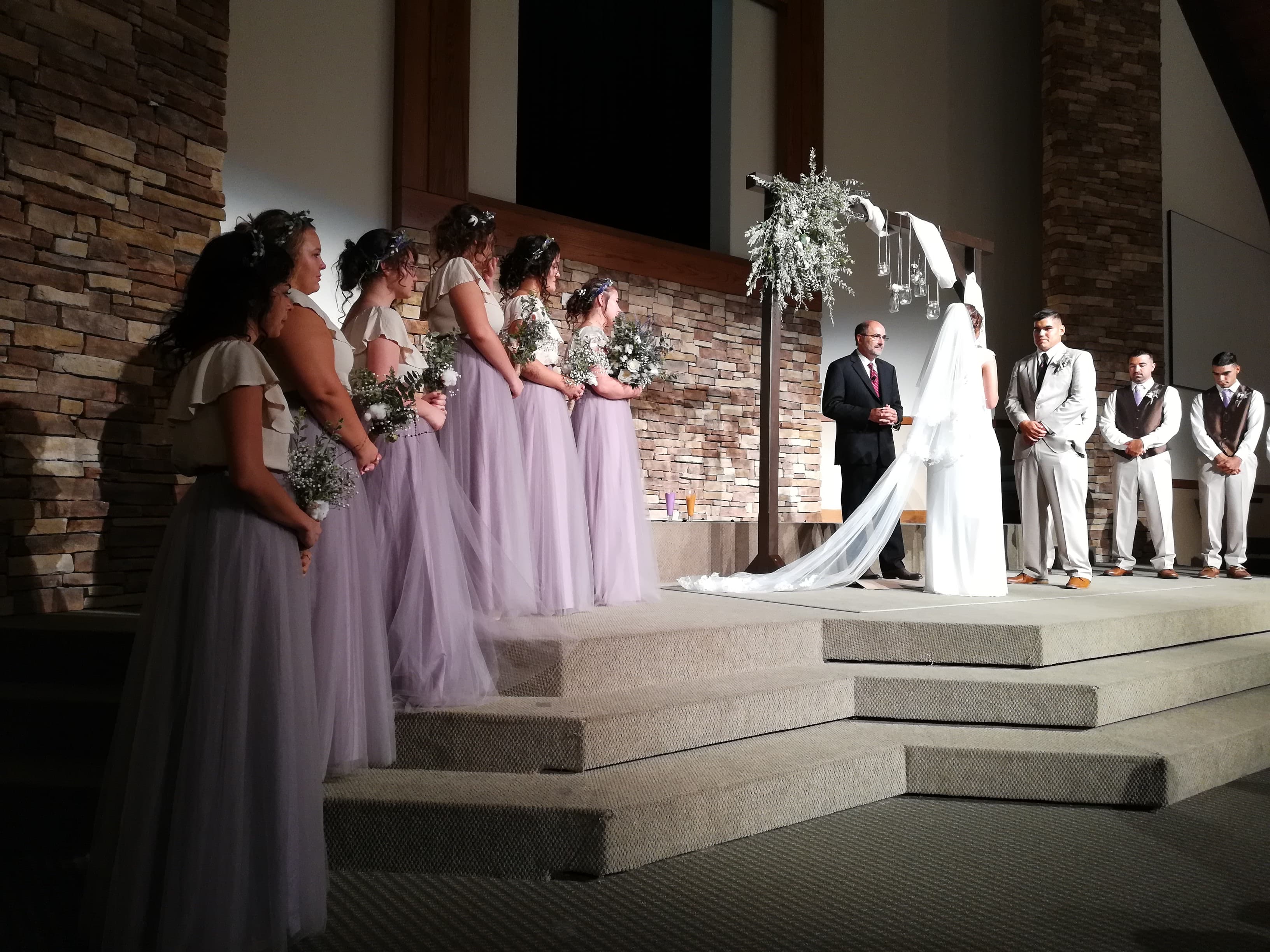 39386309_446723252493049_9019070552937070592_n